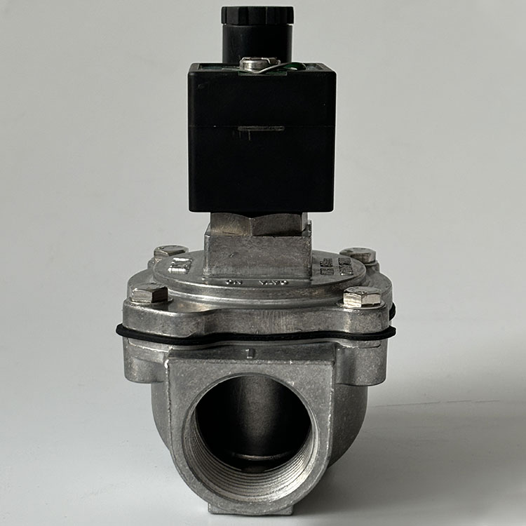 Seeria 353 solenoid-pilotjuhtimisega membraanklapp